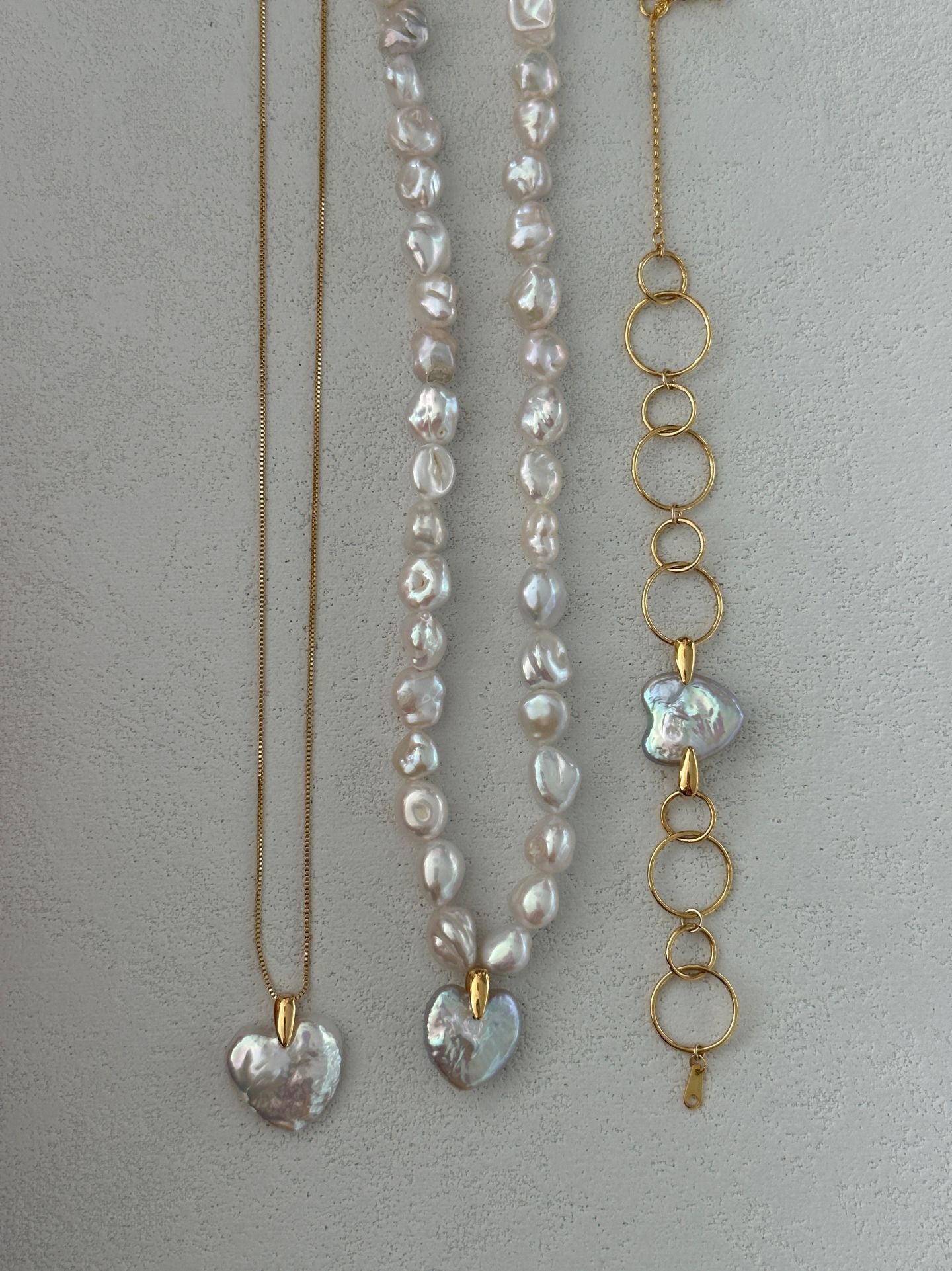 Heartflow Necklace – Baroque Heart Pearl & 14K Gold-Filled Chain (US Standard)