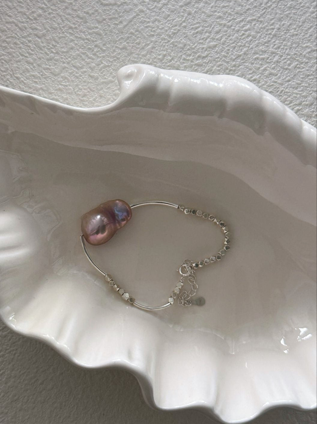 Gleamtrace Bracelet — Baroque Freshwater Pearl Bracelet | 18K Gold Vermeil & S925 Silver Fragment Chain