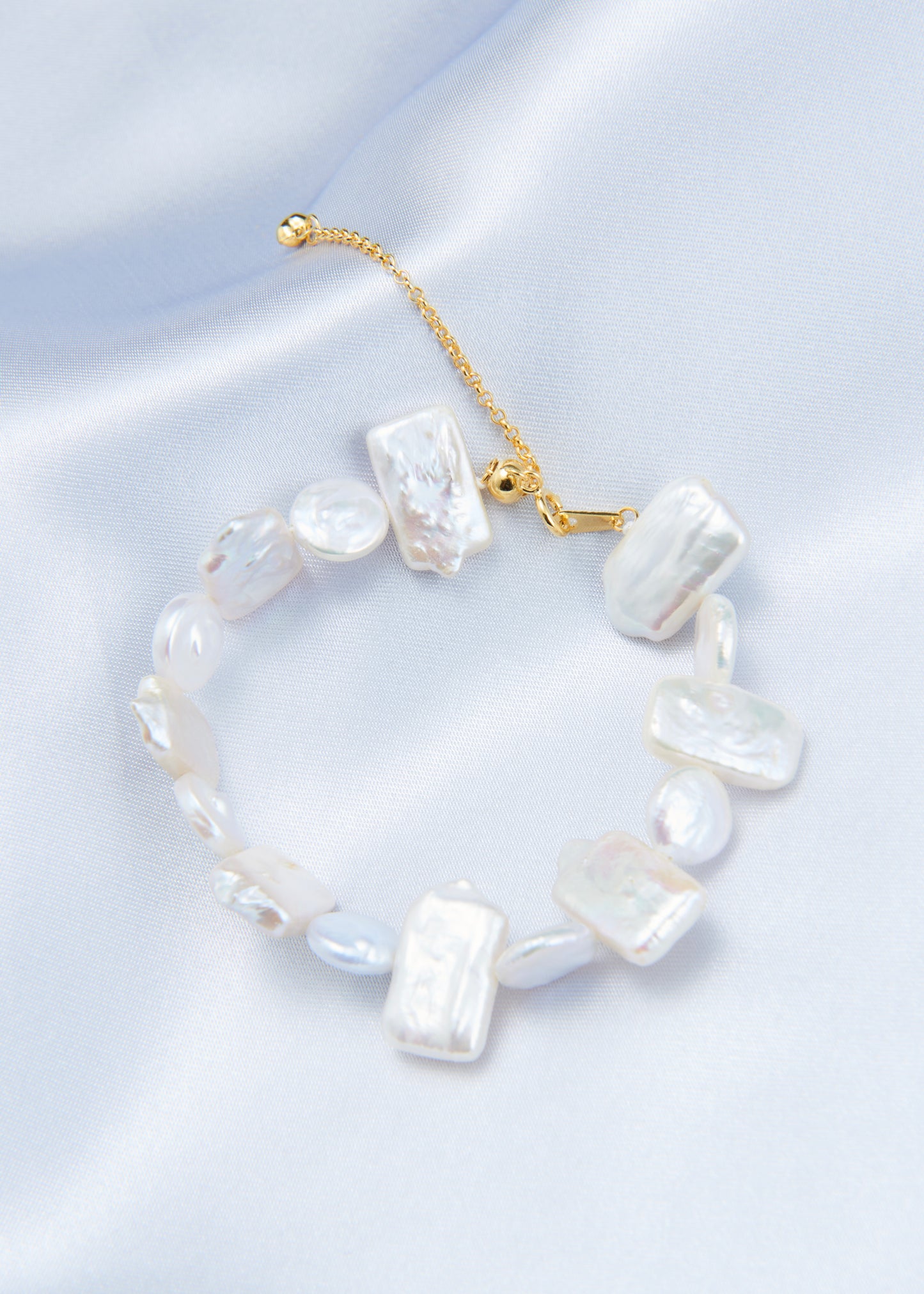 Édifice Baroque Pearl Sculptural Bracelet