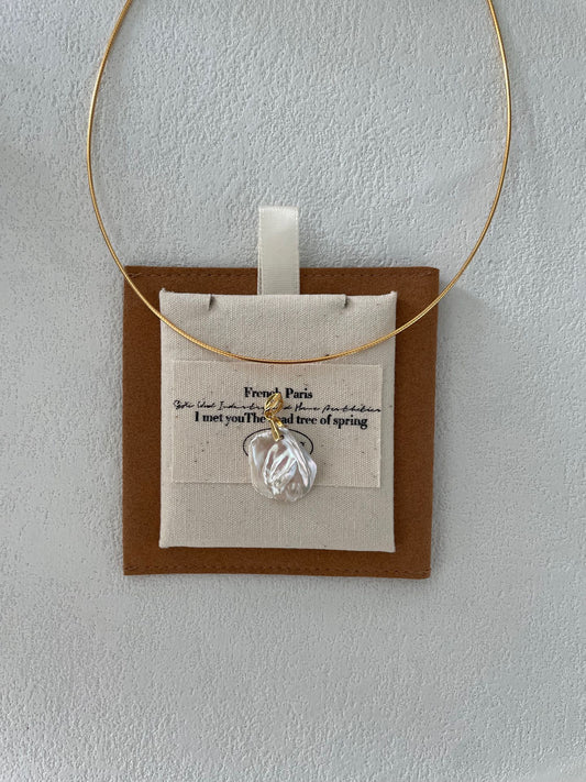 Petal Frame Baroque Freshwater Pearl Choker