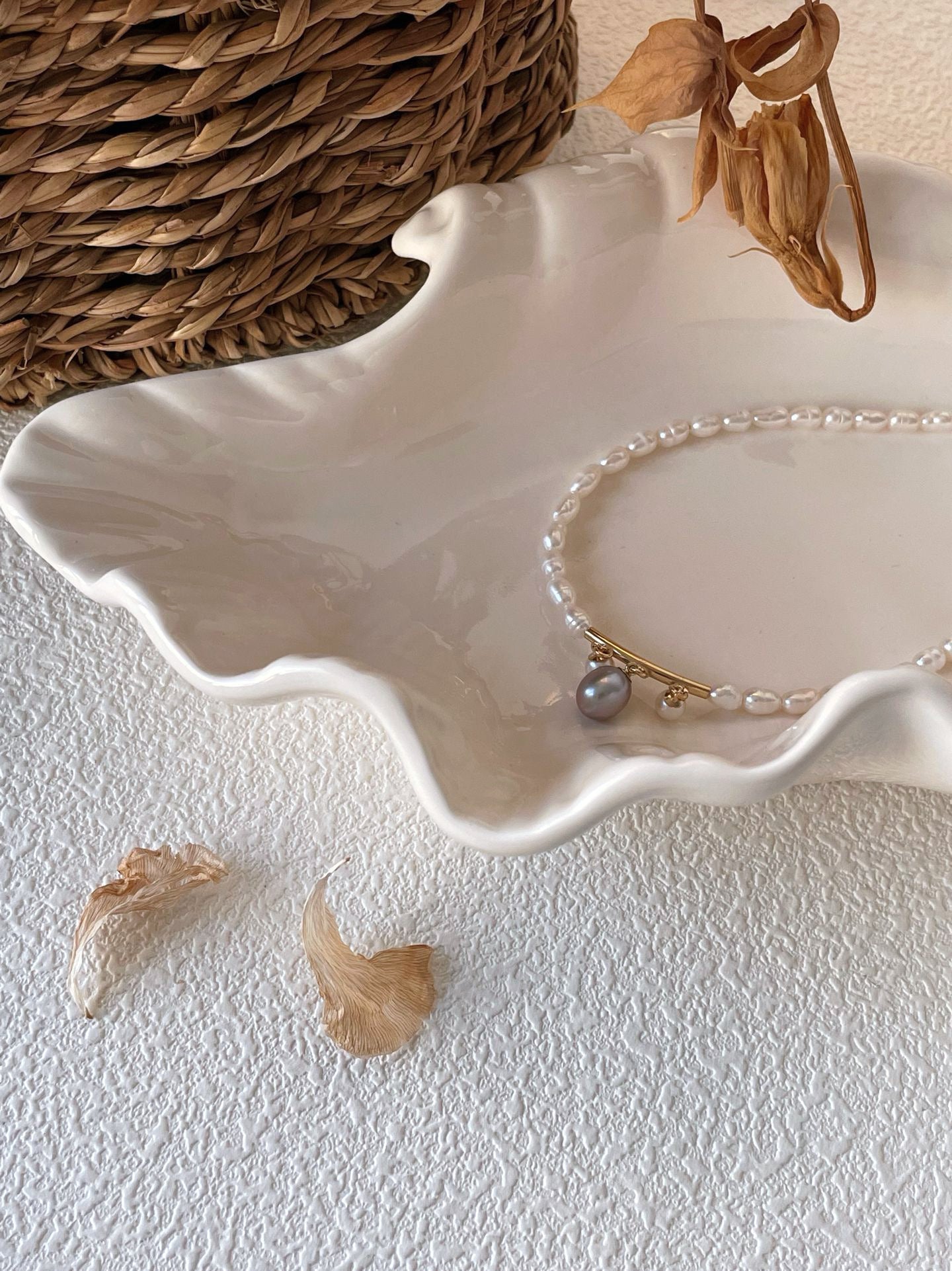 Regina Petite – Baroque Pearl Miniature Queen Necklace in 14K Gold-Fill