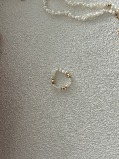 Serein Ring – Adjustable Freshwater Pearl & 14K Gold- Filled Bead Ring | Elastic Fit Minimalist Jewelry