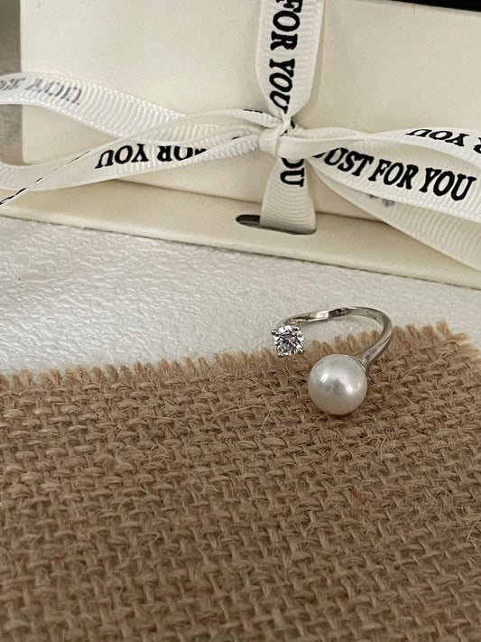 Nova Arc Baroque Freshwater Pearl & Cubic Zirconia Ring